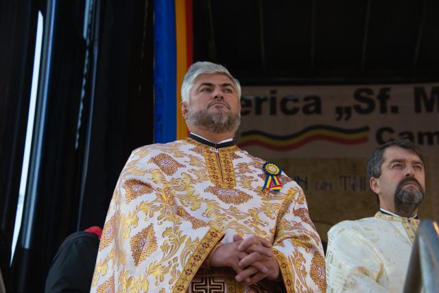 Sărbătoare istorică în Campusul universitar Tudor Vladimirescu: Biserica „Sfântul Mucenic Iulian din Tars” a fost sfințită