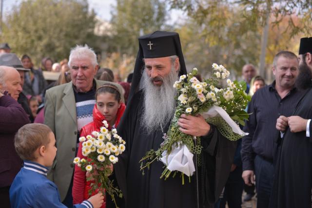 Sfințire de casă parohială în Parohia „Sfinții Mucenici Adrian și Natalia” - Mănăstireni