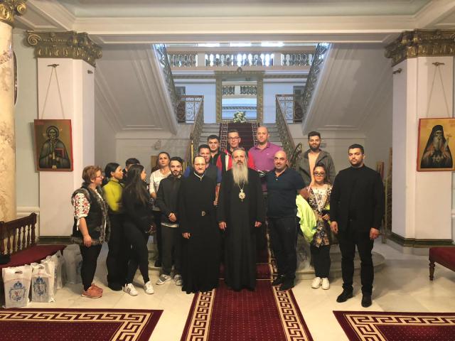 Flori și bucurie la baldachinul Sfintei Cuvioase Parascheva