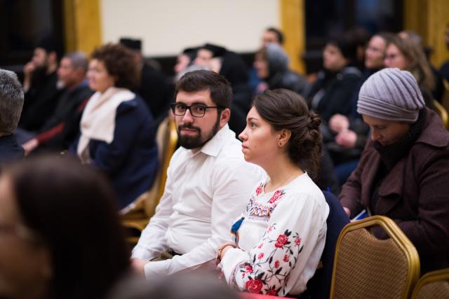 A debutat Colocviul internaţional „Întâlnirea cu Duhovnicul - Părintele Sofian Boghiu”