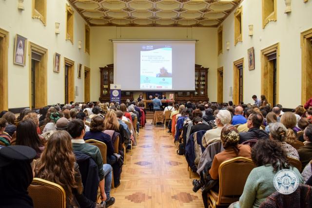 Curs de medicină creştină pentru 200 de participanţi