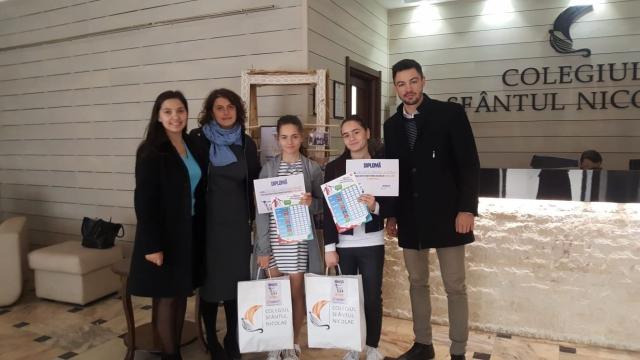 Proiectul „Dăruieşte un zâmbet” continuă şi în noul an universitar