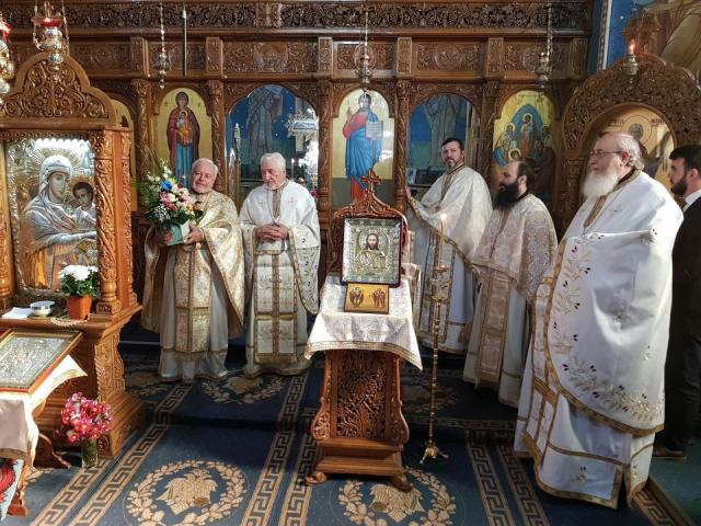 Aniversare în comunitatea Bisericii din Târgu Neamț: părintele prof. Mihai Vizitiu a împlinit 80 de ani