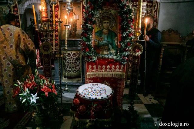 (Foto) Prăznuirea Sfântului Dimitrie Izvorâtorul de Mir la Schitul Lacu – Athos