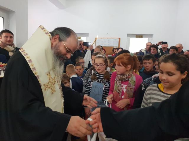 PS Ignatie la inaugurarea Aşezământului Social din Boţeşti: „Cred că fiecare aşezământ social este gândit în logica atitudinii pe care a avut-o samarineanul milostiv faţă de cel căzut între tâlhari!”