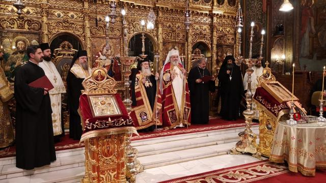 Patriarhul Ierusalimului a sosit la Catedrala Patriarhală din București