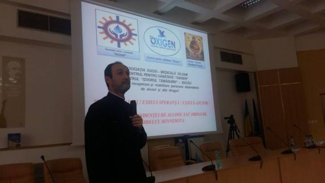 Prelegere dedicată dependenţei la Universitatea “Vasile Alecsandri” din Bacău
