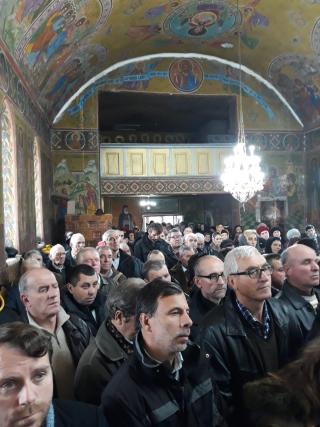 PS Ignatie: „Dăruind, noi devenim oameni adevăraţi! Ţinând numai pentru noi, fiind zgârciţi, începem să ne dezumanizăm!”
