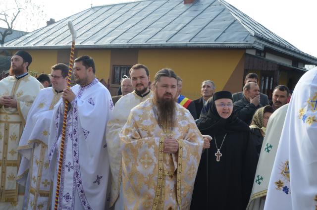 Biserica din satul sucevean Vâlcele, sfinţită de Preasfinţitul Părinte Damaschin Dorneanul