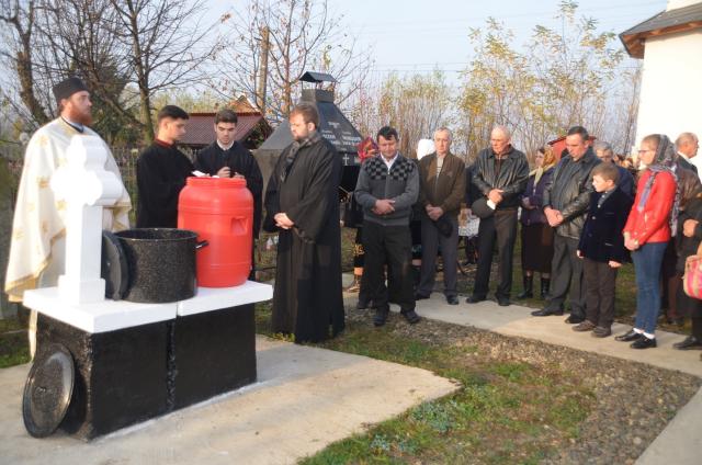 Biserica din satul sucevean Vâlcele, sfinţită de Preasfinţitul Părinte Damaschin Dorneanul