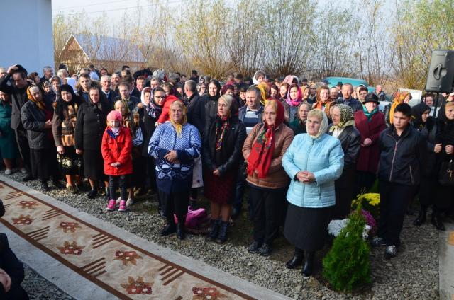 Biserica din satul sucevean Vâlcele, sfinţită de Preasfinţitul Părinte Damaschin Dorneanul