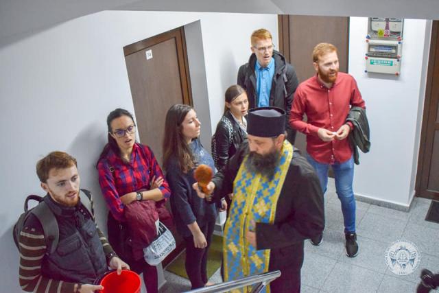 Au fost binecuvântate camerele din căminele studenţeşti ieşene
