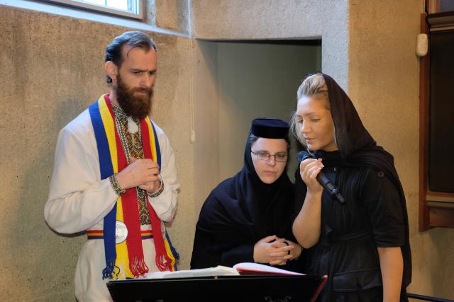 Părintele Episcop Macarie a vizitat comunitățile românești din Danemarca