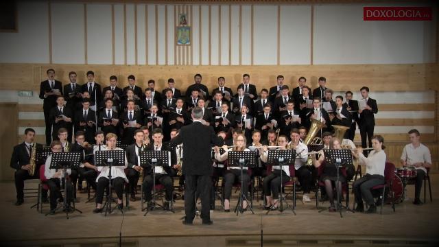 (Video) „Treceți, batalioane române” – versuri anonime și Adrian Păunescu