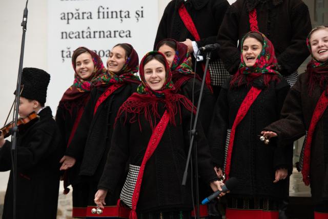 Slujiri arhierești în zilele de Crăciun, în Arhiepiscopia Sucevei și Rădăuților