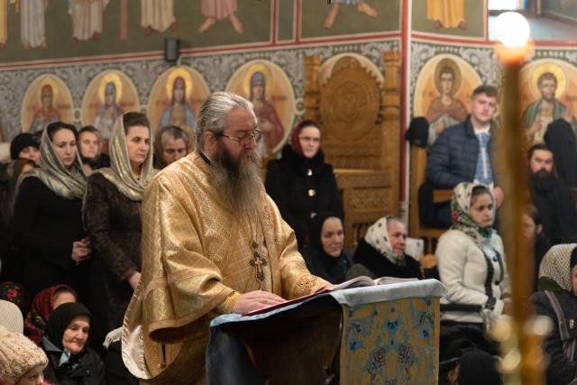 Slujiri arhierești în zilele de Crăciun, în Arhiepiscopia Sucevei și Rădăuților