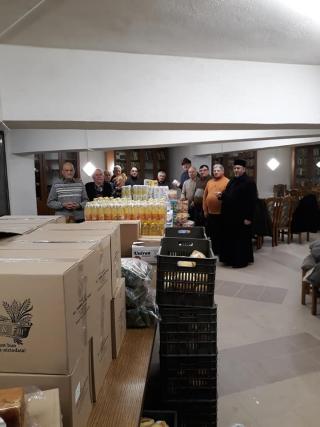 Filantropie în prag de Crăciun la Gura Humorului