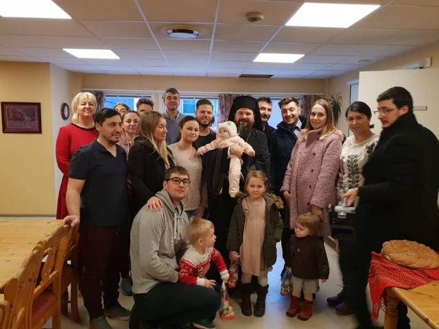 PS Macarie: „Toată jalea și tot chinul acestor vremuri sunt biruite de smerita naștere, în ieslea dobitoacelor, a Pruncului Iisus”