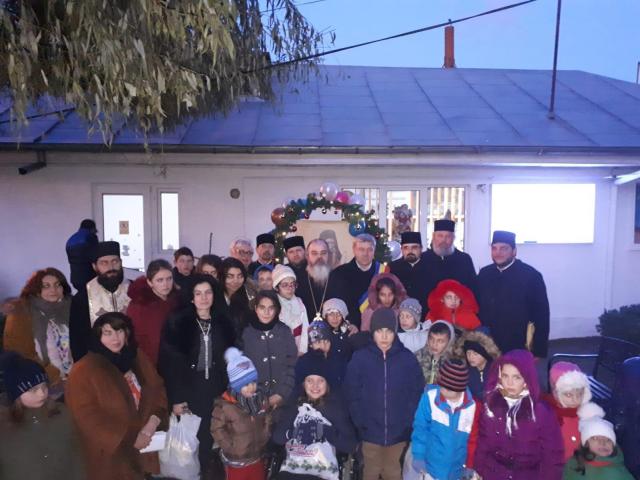 PS Ignatie la inaugurarea așezământului social de la Bârlad: „Aceasta este menirea noastră, a Bisericii! Pe lângă faptul de a vă apropia de Hristos, grija de oamenii sărmani!”