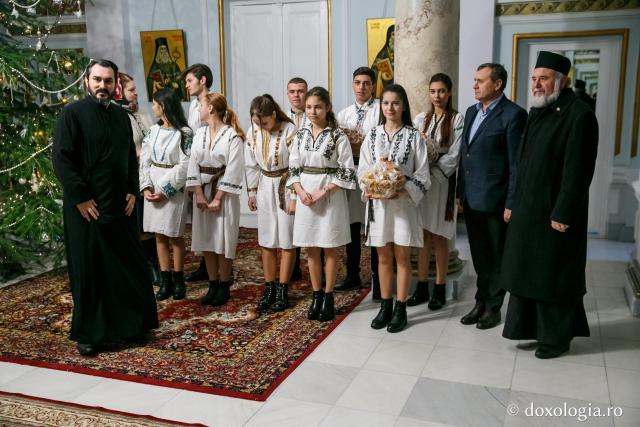 Colindători la Reședința Mitropolitană 2018 – Corul Liceului Tehnologic „Haralamb Vasiliu” Podu Iloaiei