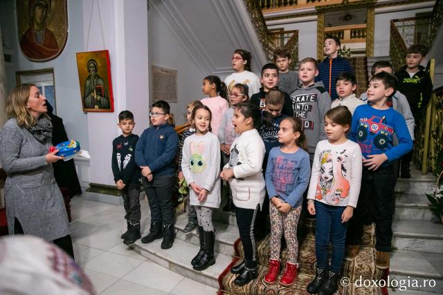 Colindători la Reședința Mitropolitană 2018 – Şcoala „George Călinescu” Iași (prof. Diana Gheorghică)