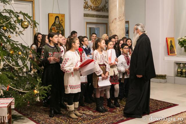 Colindători la Reședința Mitropolitană 2018 – Școala Costuleni Iași