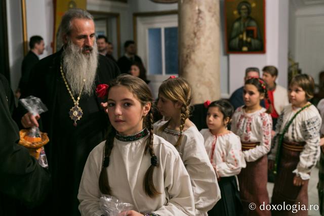 Colindători la Reședința Mitropolitană 2018 – Școala Bârgăoani Neamț