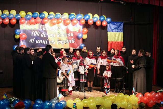 Întreită activitate de omagiere a eroilor neamului românesc și a făuritorilor Marii Uniri în Protopopiatul Săveni