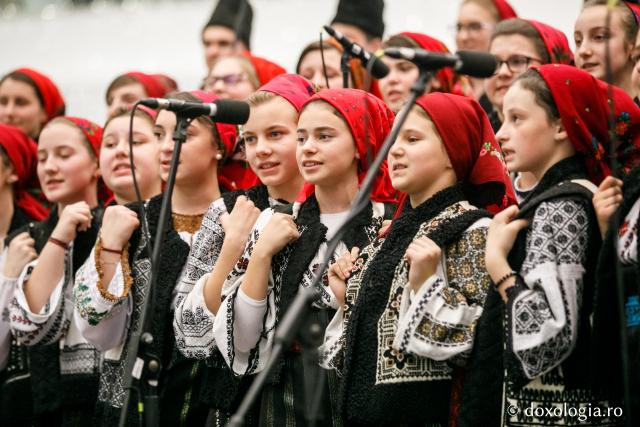 Concerte de colinde la Iași, Botoșani și Piatra Neamț, în prezența Înaltpreasfințitului Părinte Teofan