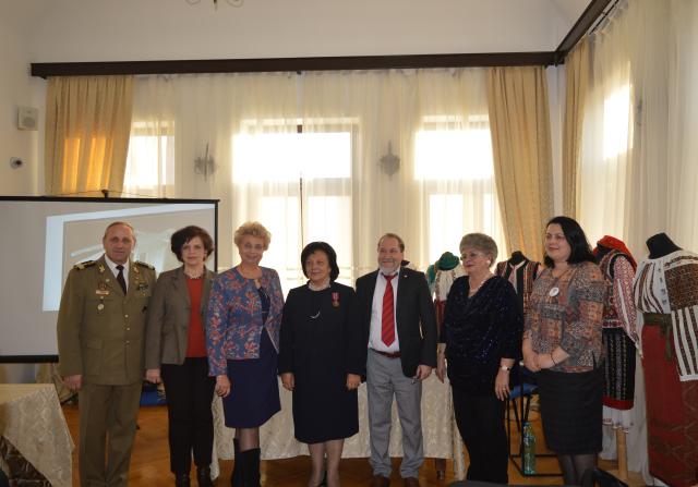 Volumul „Eroinele României Mari. Destine din linia întâi”, lansat de Ziua Națională a României