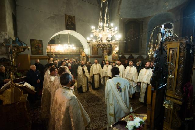 Sfânta Mare Muceniţă Ecaterina a unit în rugăciune preoţi şi credincioşi la Parohia Lozonschi