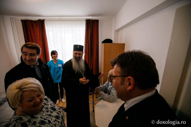 Slujbă de binecuvântare la inaugurarea oficială a Centrului rezidenţial pentru vârstnici „Cuvioasa Nazaria” - Văratec