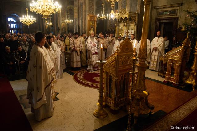 IPS Mitropolit Teofan: „Cel care are credință în Dumnezeu, atunci când totul este bine nu se mândrește, iar când apar necazuri și supărări nădăjduiește în Domnul”
