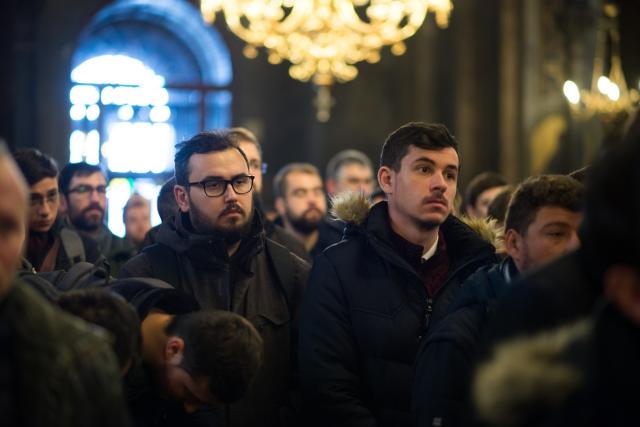 Slujba Parastasului pentru făuritorii Unirii Bucovinei cu Regatul României: „Să se arate duhul unității și în revenirea acasă a teritoriilor încă înstrăinate”