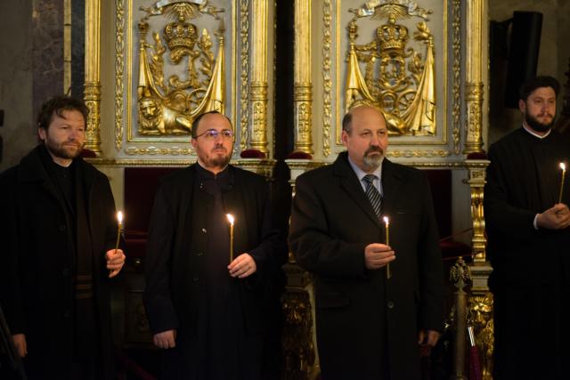 Slujba Parastasului pentru făuritorii Unirii Bucovinei cu Regatul României: „Să se arate duhul unității și în revenirea acasă a teritoriilor încă înstrăinate”