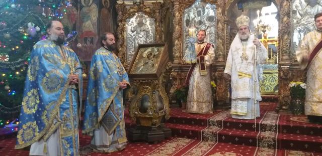 Slujbe arhiereşti în zilele de Crăciun