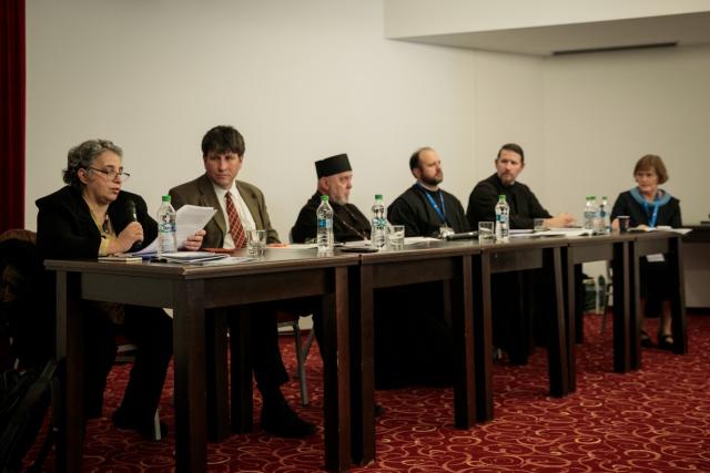 Comunicări ştiinţifice, vernisaj de icoane şi lansări de carte, în cadrul Conferinţei IOTA organizate la Iaşi