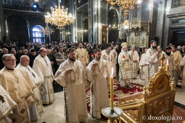 Conferința internațională IOTA de la Iași, la final: Liturghie arhierească la Catedrala Mitropolitană
