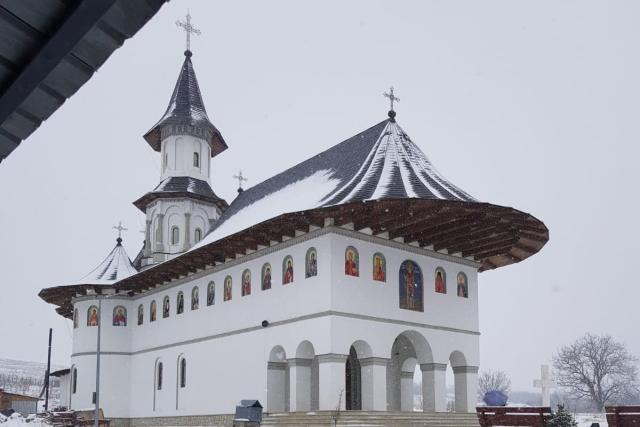 Sfântul Cuvios Antipa serbat în Eparhia Romanului și Bacăului