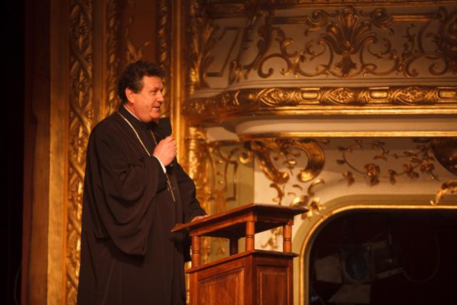 „Cercetători ori oameni de profesie, dorim fiecare să contribuim cu o iotă la viaţa Bisericii”