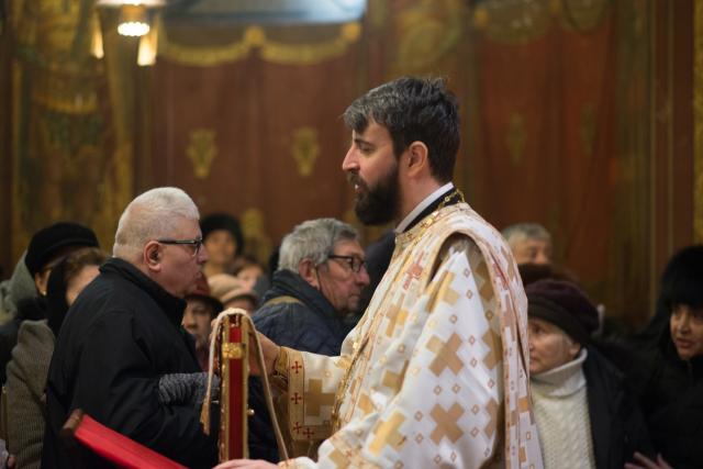 Hram la ctitoria lui Vasile Lupu din Iași: „Având în față chipurile Sfinților Trei Ierarhi, să luăm aminte la icoana viețuirii lor”