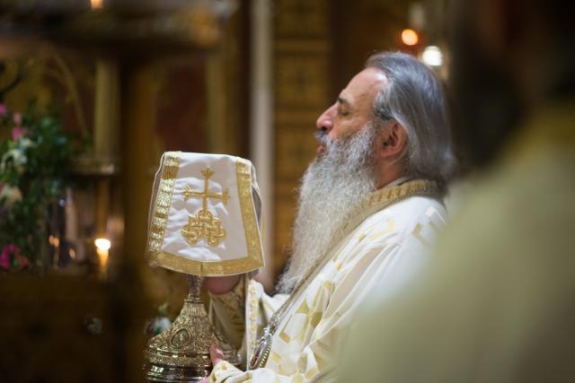 Hram la ctitoria lui Vasile Lupu din Iași: „Având în față chipurile Sfinților Trei Ierarhi, să luăm aminte la icoana viețuirii lor”