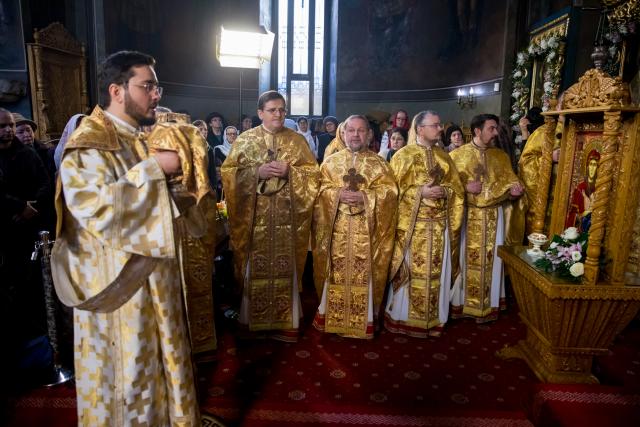Preasfinţitul Varlaam Ploieşteanul a oficiat Sfânta Liturghie la hramul Bisericii Sfântul Anton – Curtea Veche