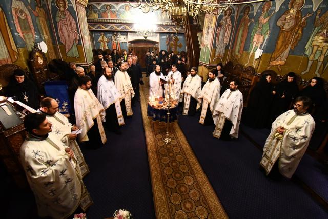 Liturghie arhierească la hramul Mănăstirii Copou din Iași