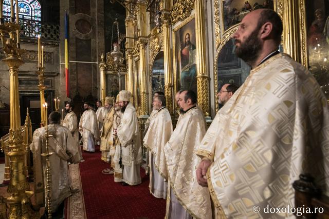 4 ierarhi prezenți la hramul Facultății de Teologie Ortodoxă „Dumitru Stăniloae” din Iași