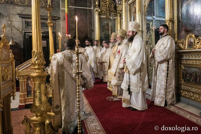 4 ierarhi prezenți la hramul Facultății de Teologie Ortodoxă „Dumitru Stăniloae” din Iași