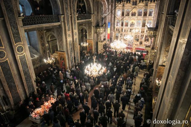 4 ierarhi prezenți la hramul Facultății de Teologie Ortodoxă „Dumitru Stăniloae” din Iași