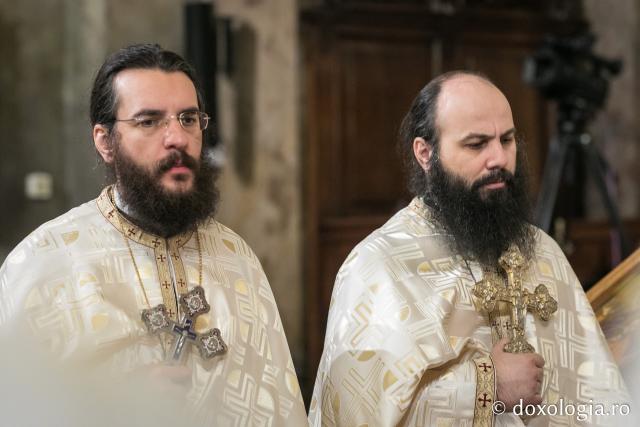 4 ierarhi prezenți la hramul Facultății de Teologie Ortodoxă „Dumitru Stăniloae” din Iași