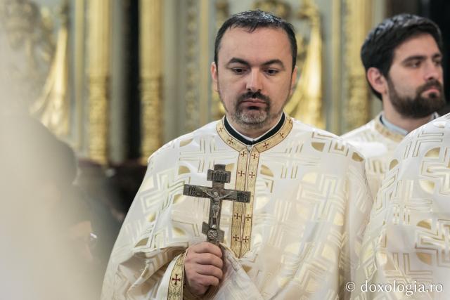 4 ierarhi prezenți la hramul Facultății de Teologie Ortodoxă „Dumitru Stăniloae” din Iași