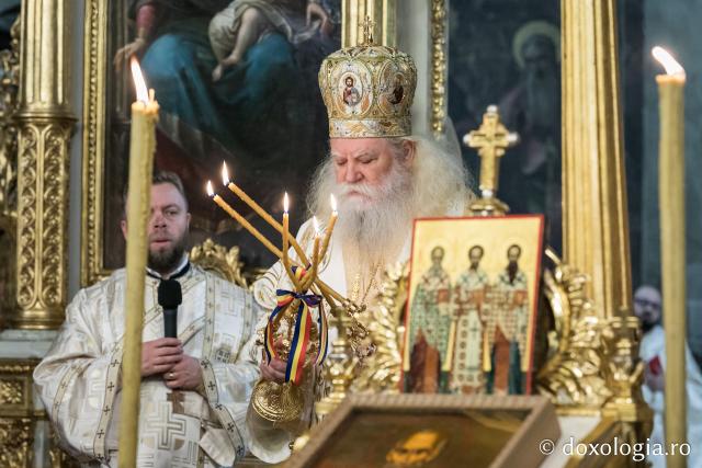 4 ierarhi prezenți la hramul Facultății de Teologie Ortodoxă „Dumitru Stăniloae” din Iași